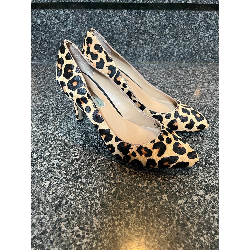 Animal leopard print calf hair pump in size 7.5 by INC international concepts